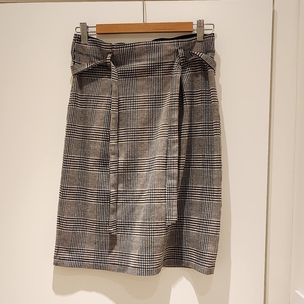 Tie Waist Max Studio Skirt